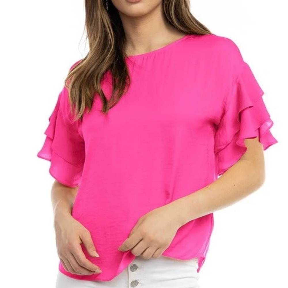 Zara fuchsia ruffled short sleeve ruffled s M